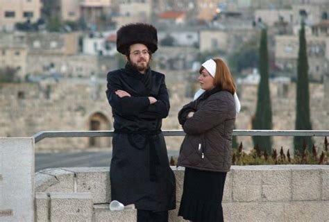 Hasidic Jewish Women Clothing - Draw-simply