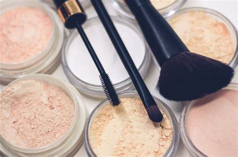 Natural DIY Cosmetics You Can Make With Things You Probably Already Own - Ecophiles