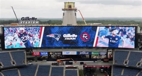 Video: Patriots Unveil Massive Video Board At Gillette Stadium - Athlon ...