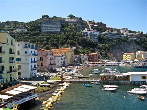 Panoramic hotel in the historic center of Sorrento, Sorrento Coast ...