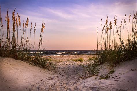 Tybee Island Sunset | Sunset at Tybee Island in a little dun… | Flickr