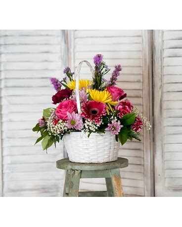 Williamsburg Florist - Flower Delivery by Morrison's Flowers & Gifts