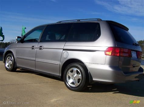 2000 Honda odyssey length