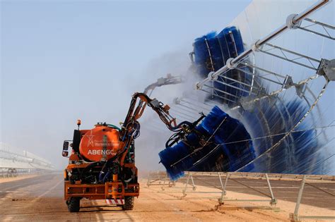 Solar panels being cleaned | Cleaning solar panels. Ain Beni… | Flickr