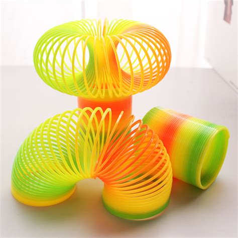 Science Educational Toy For Kids Hand Eye Coordination Plastic Slinky