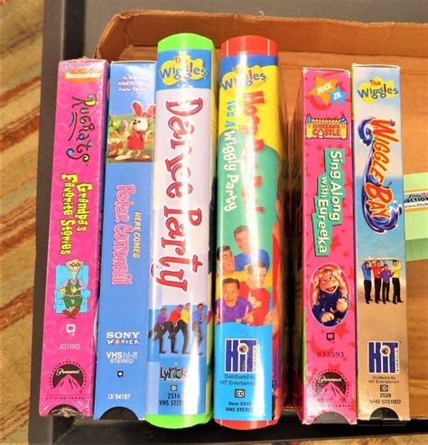 The Wiggles Kids VHS BOX LOT (6) Dance & Sing Videos | EstateSales.org