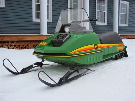 CLASSIC SNOWMOBILES OF THE PAST: February 2015