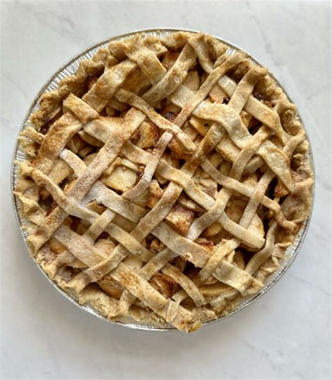 Apple Lattice Pie - Desserts Etc.