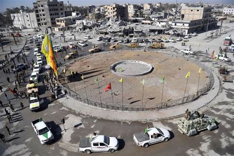 Fighters in Syria’s Raqqa prepare for civilian handover | Jordan Times