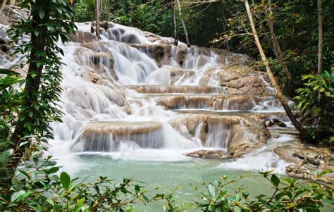 Diecisiete lugares imperdibles para visitar en Jamaica — Conocedores.com