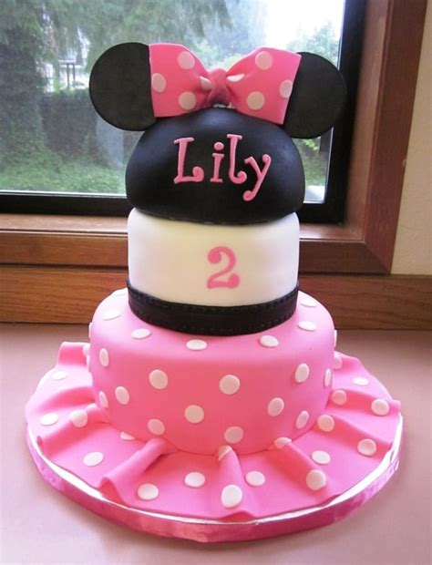 Minnie Mouse Polka Dot Sheet Cake