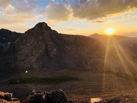 Sunset on Mt. of the Holy Cross (OC)[750x1350] https://ift.tt/2MkmXOA | Holy cross, Sunset ...