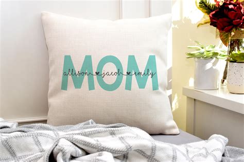 Mom Pillow Mom Pillow With Kids Names Personalized Pillow - Etsy