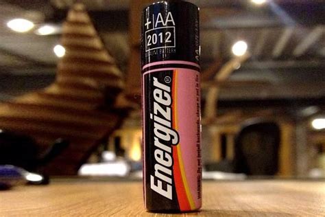 Duracell vs Energizer - Difference and Comparison | Diffen