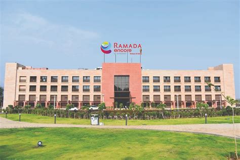 RAMADA ENCORE BY WYNDHAM STATUE OF UNITY - Updated 2024 Prices & Specialty Hotel Reviews ...