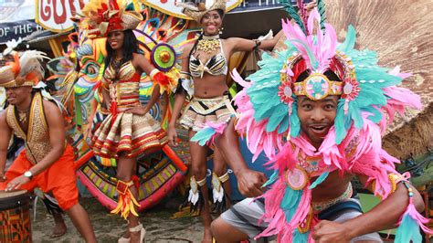 Nespútaná energia Bahám, festival Junkanoo | 44travel.club