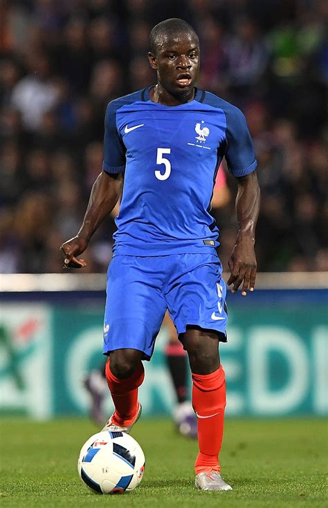 Amical Italie-France: Kanté et Martial titulaires - La Croix