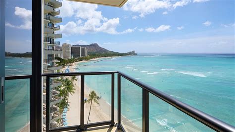 Outrigger Waikiki Beach Resort from $108. Honolulu Hotel Deals ...