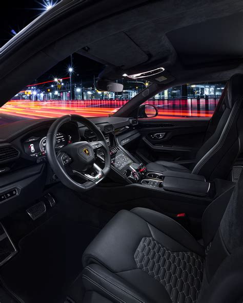 Lamborghini URUS - interior (Photography & Editing) :: Behance