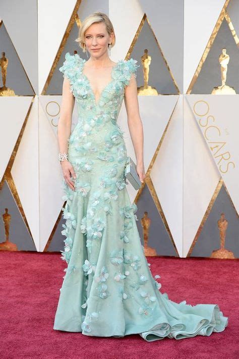 57 Best Oscar Dresses of All Time - Best Red Carpet Dresses From ...