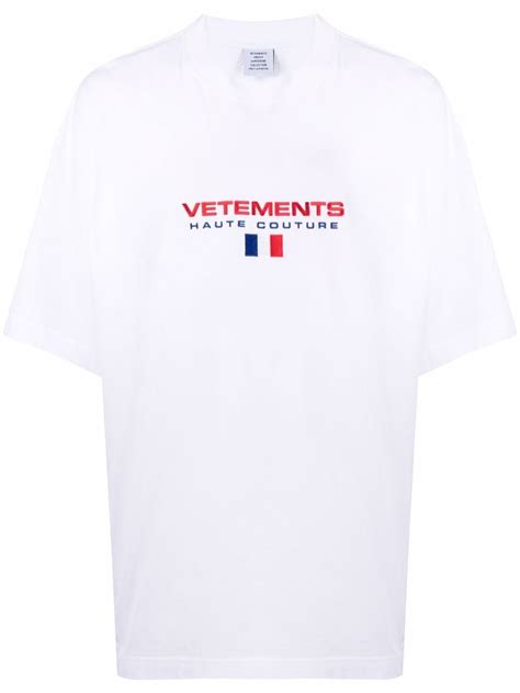 VETEMENTS flag logo-embroidered T-shirt | Smart Closet