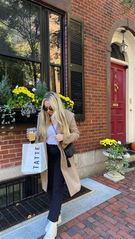 Boston, Boston trip, fall aesthetic, fall outfit, neutral outfit