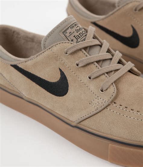 Nike SB Stefan Janoski Shoes - Khaki / Black - Gum Light Brown | Flatspot