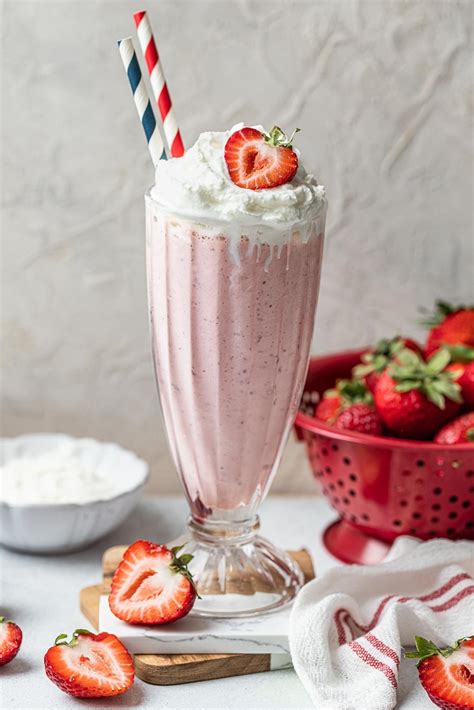 How to Make a Strawberry Milkshake - Olivia's Cuisine