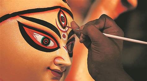 Mahalaya 2018: Eight decades on, Bengalis continue to tune in to ...