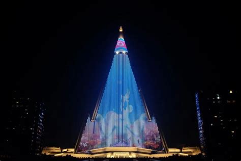 Ryugyong Hotel: The story of North Korea's 'Hotel of Doom' in 2022 ...