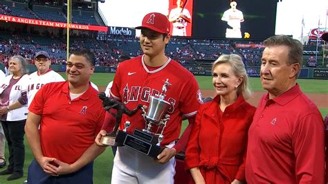 Shohei Ohtani wins two Angels awards