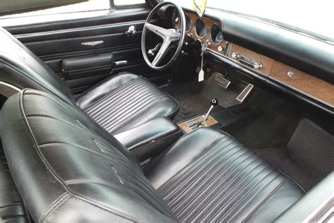 1968 PONTIAC GTO - Interior - 199038