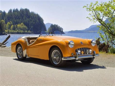 Triumph TR2 (1955) | Triumph voiture, Voitures de sport classiques, Voiture