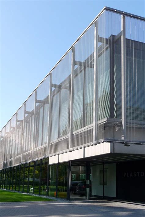 HAVER Architectural Mesh facade of an office building in Brussels. Architecture Design, Office ...