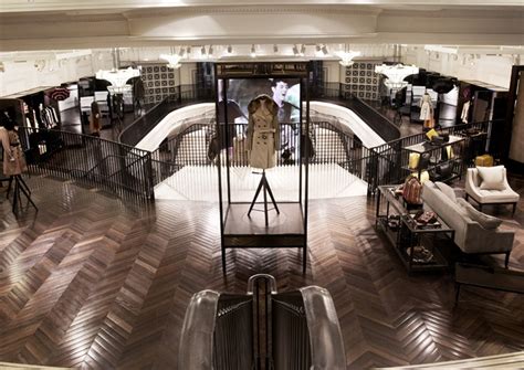 Burberry flagship store, London » Retail Design Blog