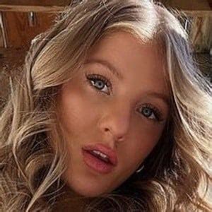 Paige Hyland - Age, Family, Bio | Famous Birthdays