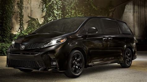 The Only Minivan Available with All-Wheel Drive: the 2020 Toyota Sienna | Jerry's Toyota