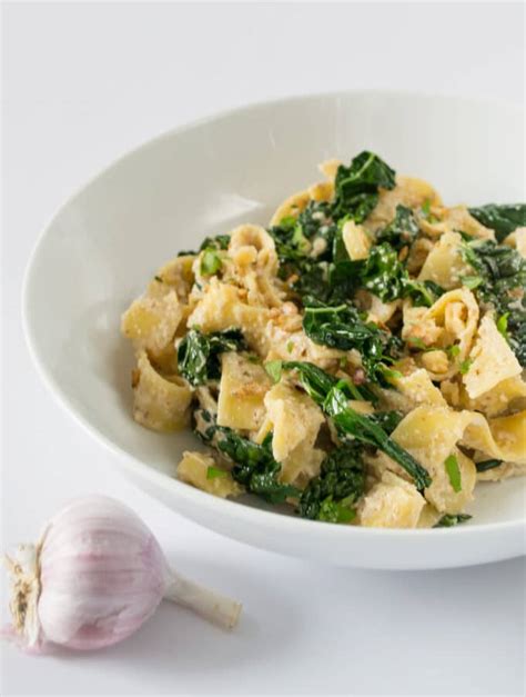 Cavolo Nero Pasta with walnut sauce | The Veg Space 20 minute recipes