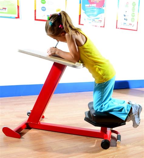 Kinesthetic Learning Desks... Whaaaaat! My kids would love this! Repinned by Apraxia Kids L ...