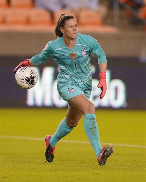 Alyssa Naeher | Alyssa naeher, Fashion, Usa soccer