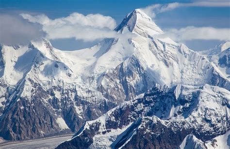 Photographs, access routes and map of Khan Tengri - a Snow Leopard Peak ...