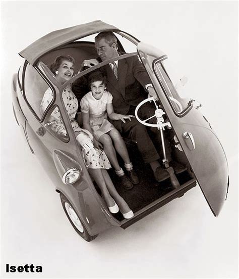 Isetta with open front door and sunroof. | Bmw isetta, Isetta, Bmw vintage