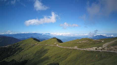 Amazing Hehuanshan Taiwan - Complete Hiking Guide for 2024