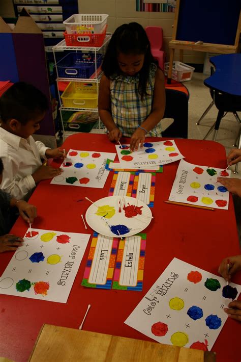 Mrs. Lee's Kindergarten: Color Mixing