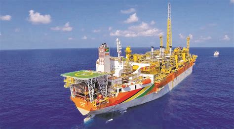 Guyana oil reserves equivalent to 10,000 barrels per person – IDB ...