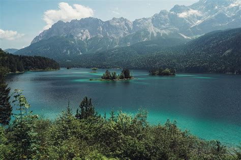 Summer @ Lake Eibsee, Bavaria, Germany. [2160x1440] [OC] : r/EarthPorn