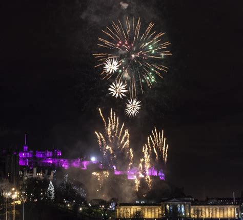 Edinburgh Hogmanay bosses set up firework display as they gear up for another sell-out bash ...