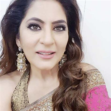 Archana Puran Singh Wiki, Age, Husband, Family, Children, Biography ...