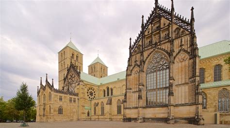 Münster Cathedral in Altstadt Münster | Expedia.co.uk