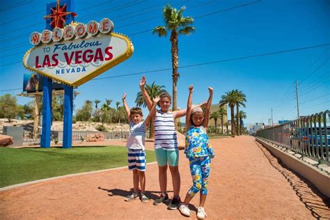 ULTIMATE Las Vegas family itinerary - Wandermust Family